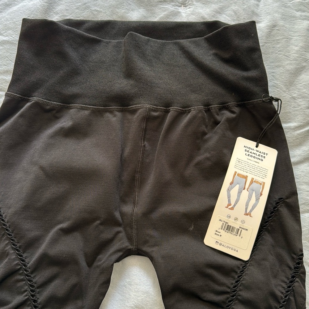 Alo high waist seamless leggings in black -medium